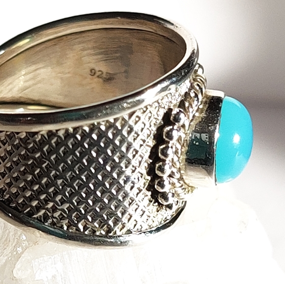 Chalcedony Ring, size 8 - Picture 6 of 9